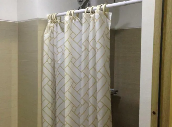 Shore Residences Moa Apartment