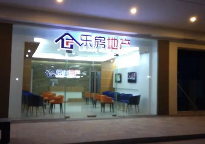 Shore Residences Moa Apartment *