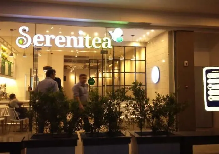 Shore Residences Moa